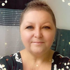 Meet your Posher, Sharon